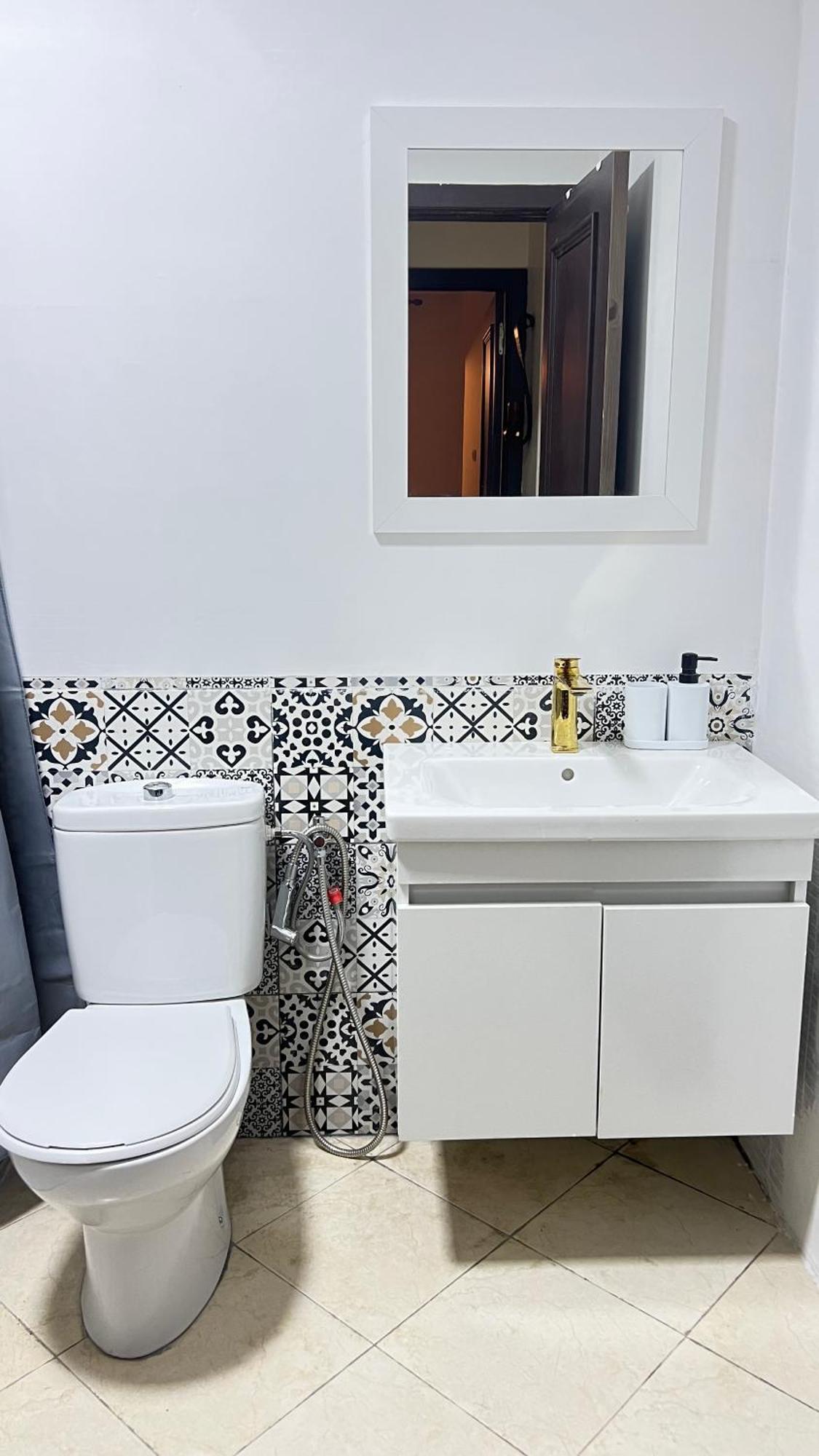 Magnifique Appartement Spacieux Confort Propre Familial 2 Chambres Salon Et Salle A Manger A 20Mn A Pied De Place Jemaa El Fina 4 Piscines Dans Espace De Golf A 12 Mn En Voitures L Entree Est Gratuit Pour La Clientele Ouvert Entre 10H Et 20H Marrakesh Exterior foto